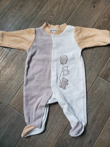 Pyjama velours taille 1 mois bon état Kinousses