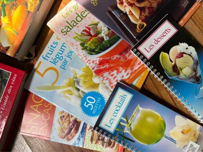 Lot de 12 livres de cuisine – desserts, cocktails, minceur & plus - photo numéro 2
