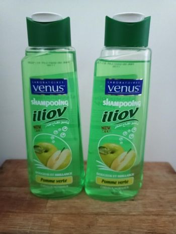 Lot de 2 bouteilles de shampoing Iliov