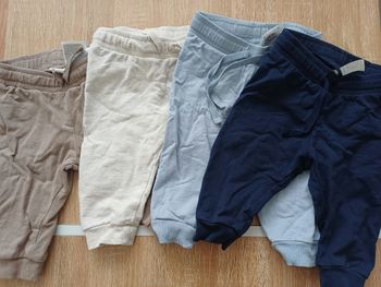 Lot de 4 jogging 6 mois