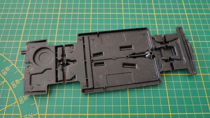 Châssis pièce détachée miniature Rolls-Royce Camargue Burago BBurago 1/22 1/22e 1/22eme #B58