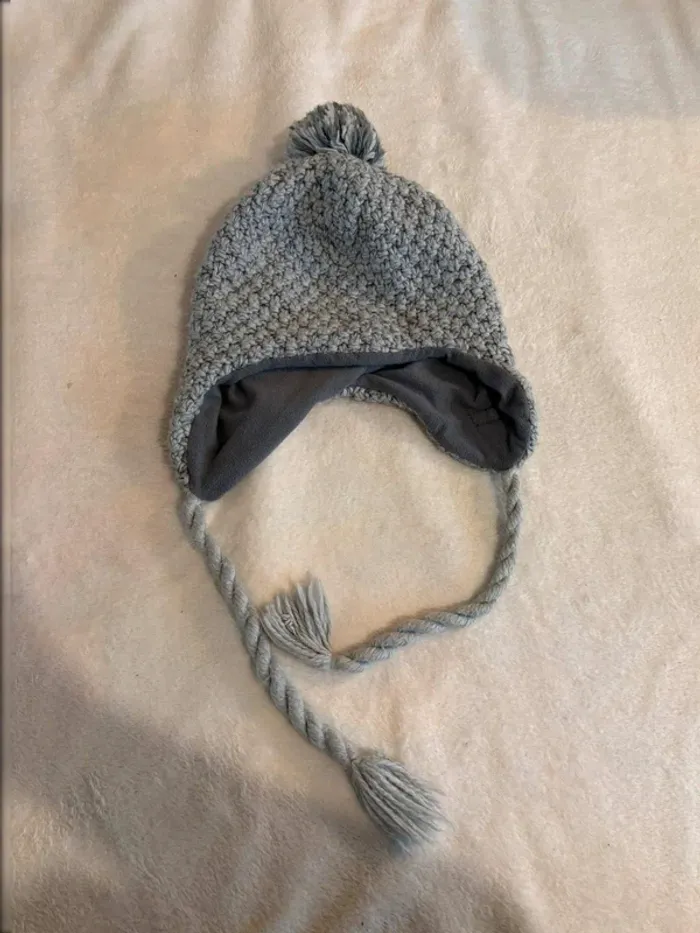 Bonnet péruvien gris tricoté avec pompon – Taille 3 ans - photo numéro 2