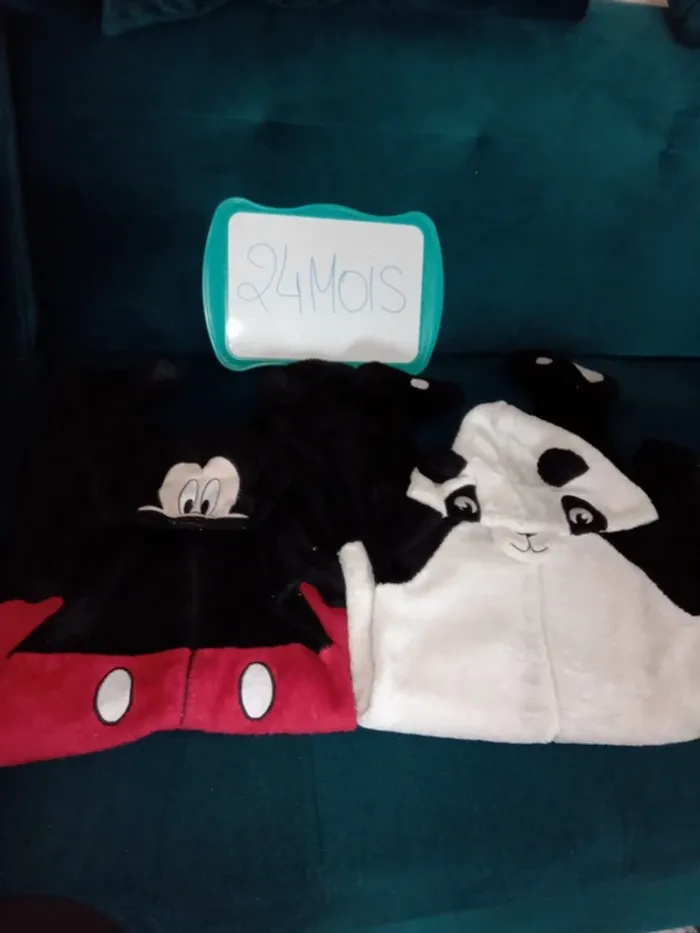 Lot de 2 sur pyjamas 24mois