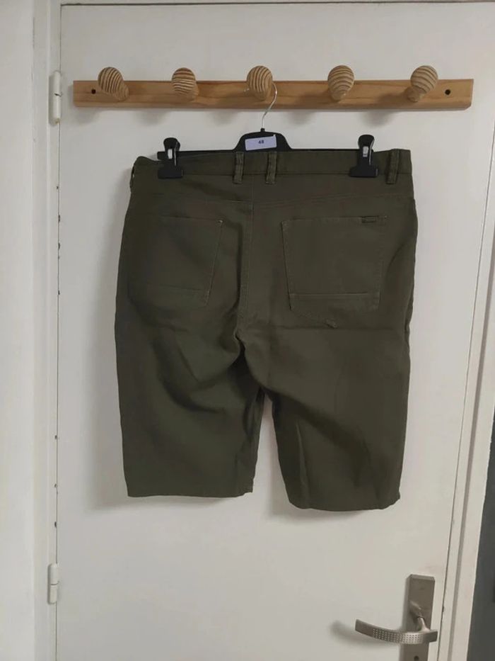 Short khaki - photo numéro 3