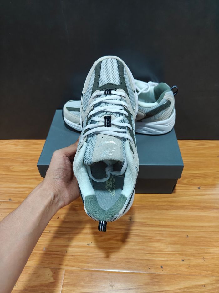 New Balance 530
Grey Matter Harbor Grey Taille 37.5 - photo numéro 4