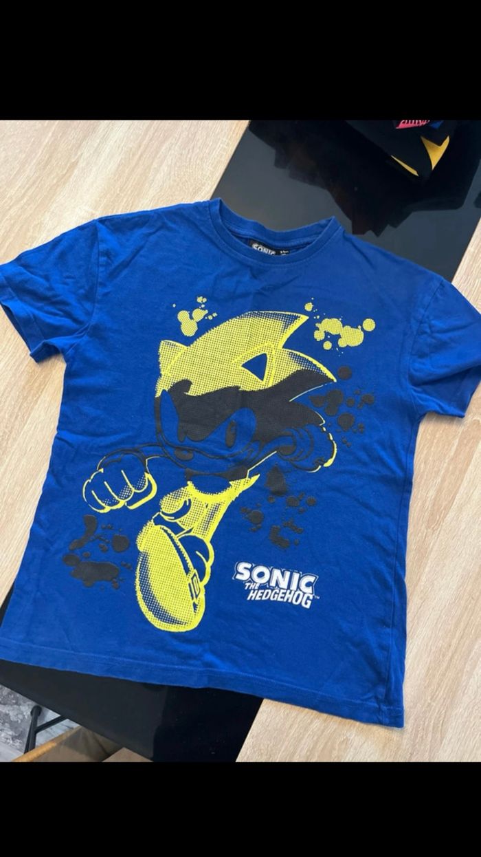 T-shirt sonic