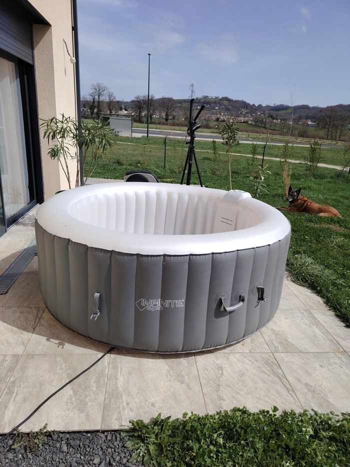 Spa gonflable 4 Personnes - photo numéro 2