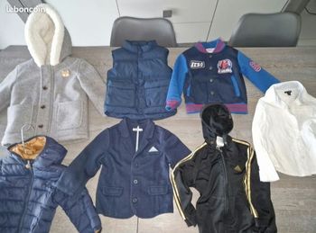 Lot de vêtements garçon 2-3ans