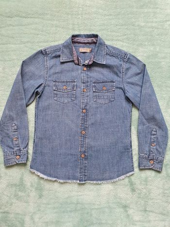 Tres jolie chemise 10 ans
