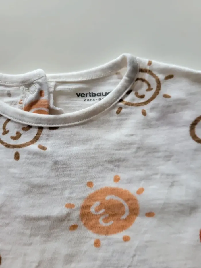 T shirt 2 ans - photo numéro 3