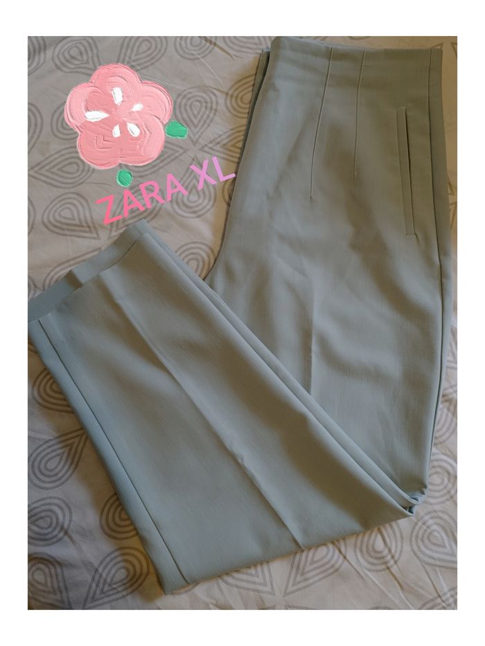 Pantalon ZARA Vert clair coupe droite XL