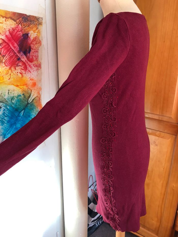 Jolie robe courte bordeaux ML T. 38 avec broderies - photo numéro 3