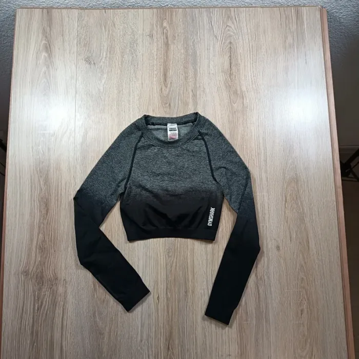 Hauts gymshark femme teeshirt manche longue s noir gris