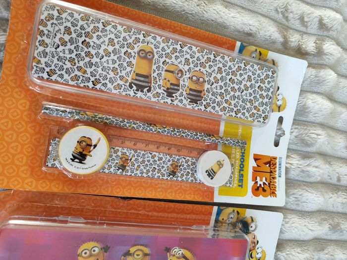 Fournitures scolaires neuf - photo numéro 2