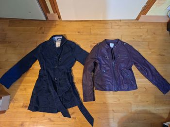 Lot blouson simili cuir et trench fille 10 ans 