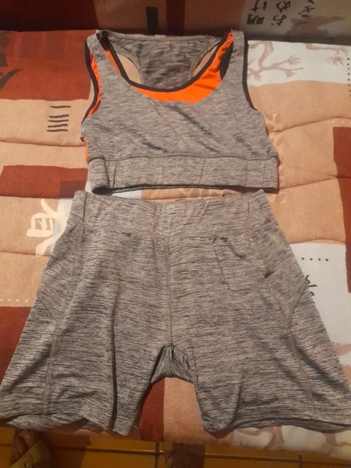 Ensemble sport femme S (Arkitect)