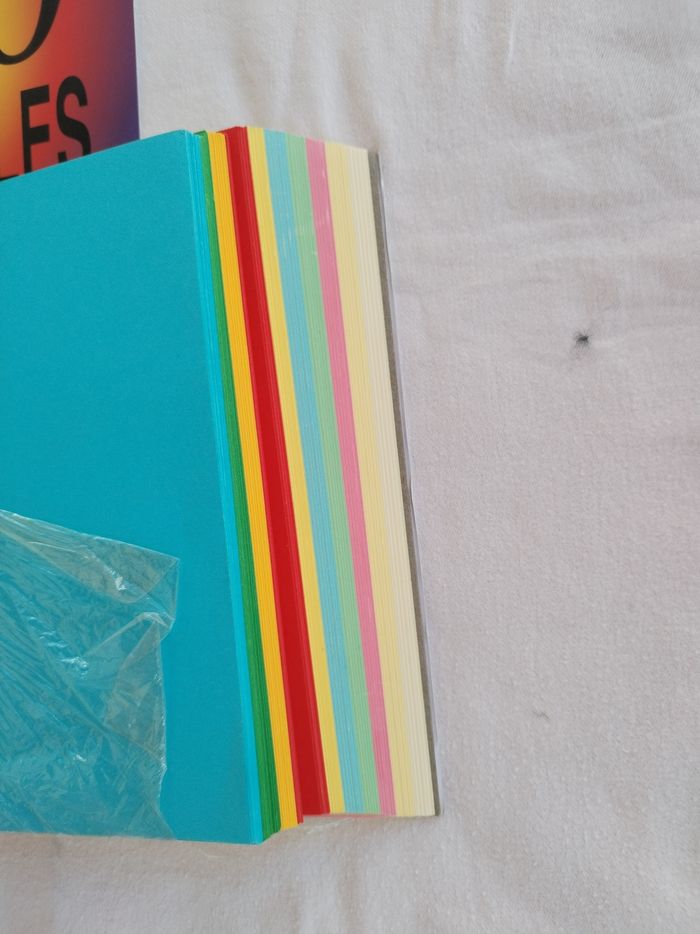 Papier couleur Papeterie 350 feuilles de couleur - photo numéro 4
