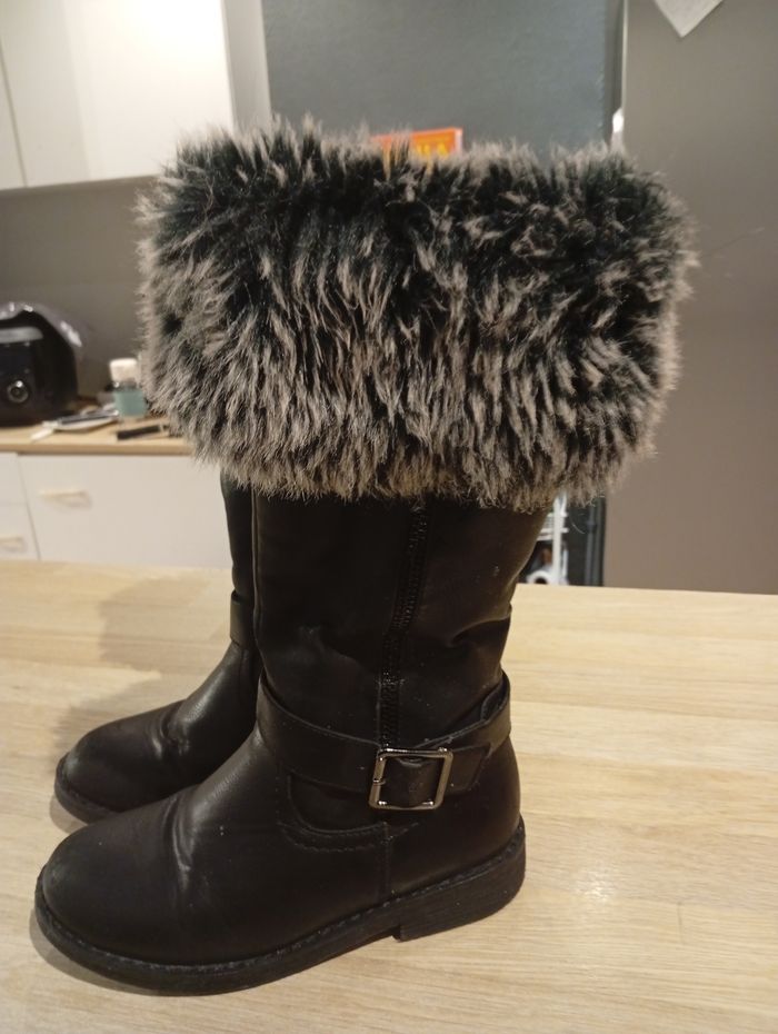 Bottes fille Taille 32 - photo numéro 2
