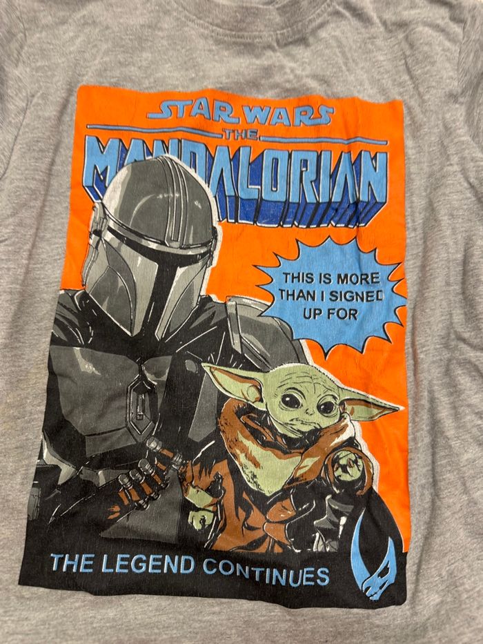 T-shirt Star Wars The Mandalorian gris T.7-8 ans bon état (lot de 2 disponible) - photo numéro 3