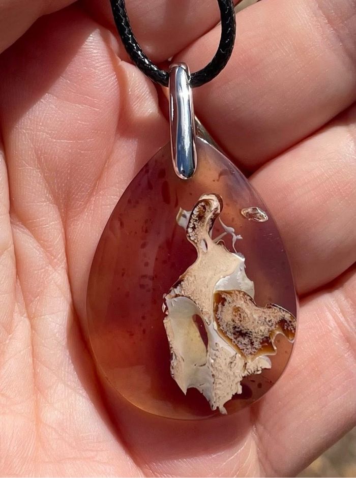 Superbe pendentif en ambre - photo numéro 4