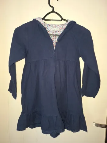 Robe à capuche Zippy neuve 7/8 ans