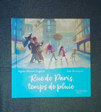 Rue de Paris, temps de pluie neuf