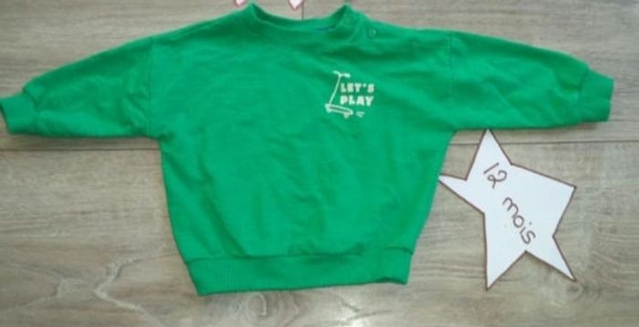 Pull vert 12 mois
