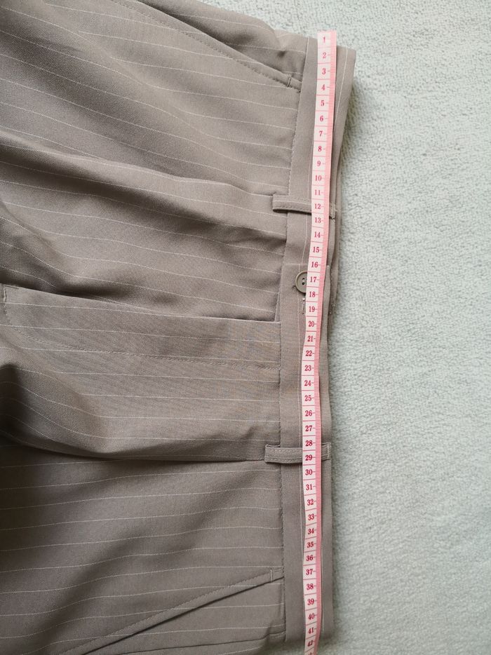Pantalon beige rayé - photo numéro 3