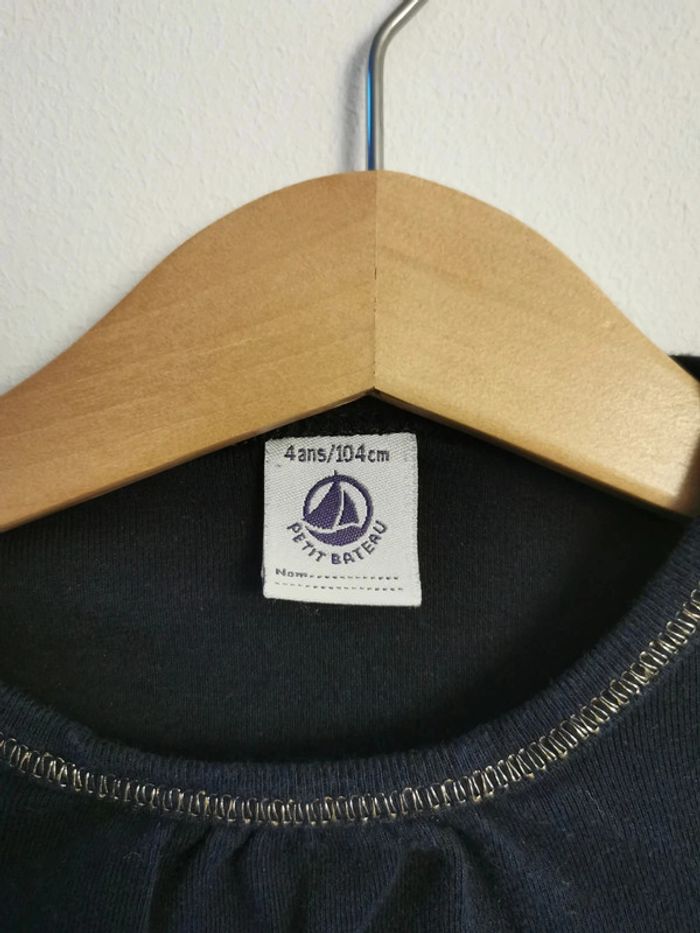 Tshirt longues manches 4 ans - photo numéro 2
