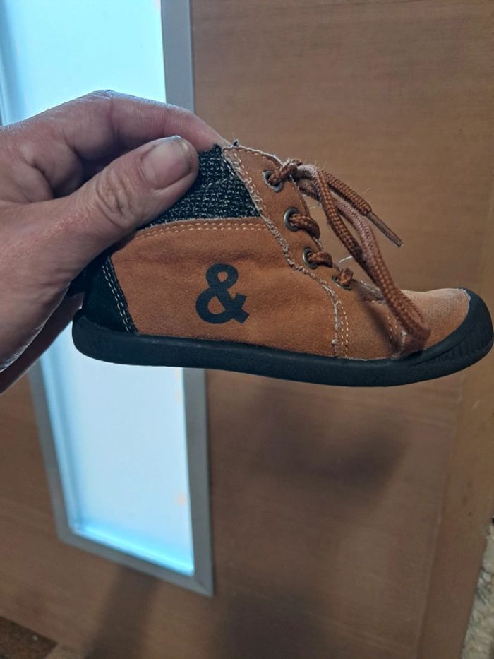 Chaussure taille 21 - photo numéro 3