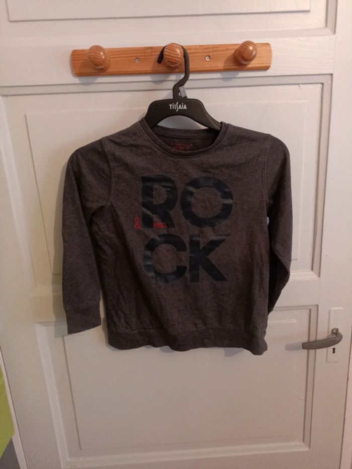 Haut de pyjama 8ans