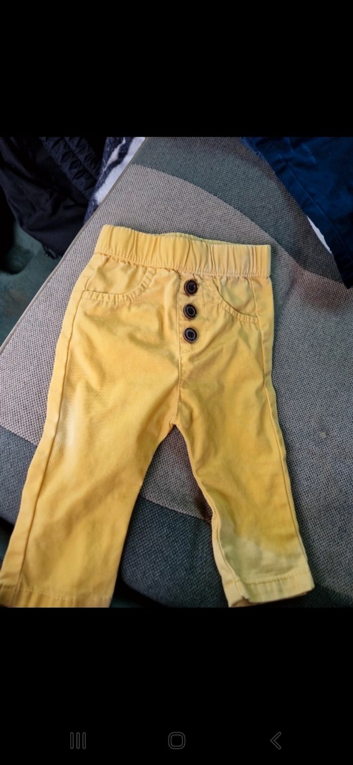 Lot dix pantalon taille 3 mois