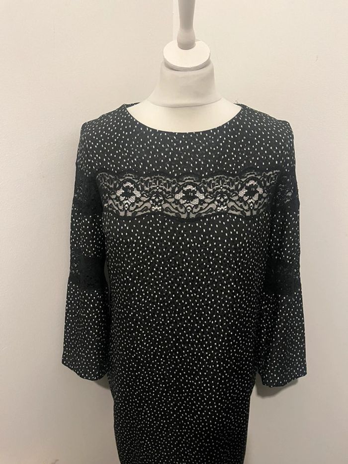 Robe noire dentelle pois Sandro M comme neuve - photo numéro 3