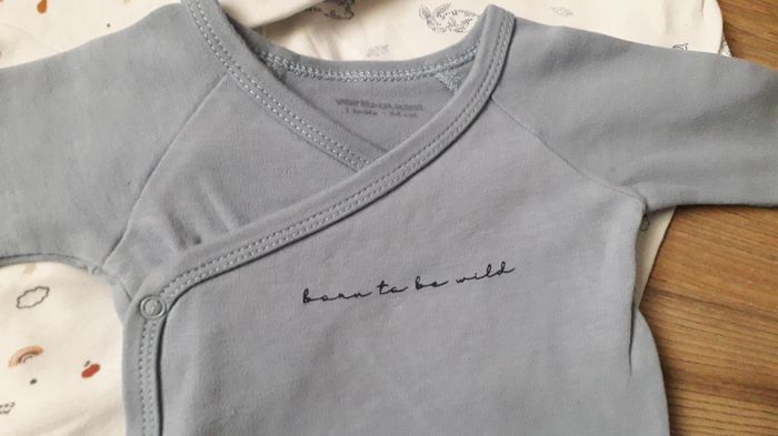 Lot de 4 bodies - 1 mois - photo numéro 6