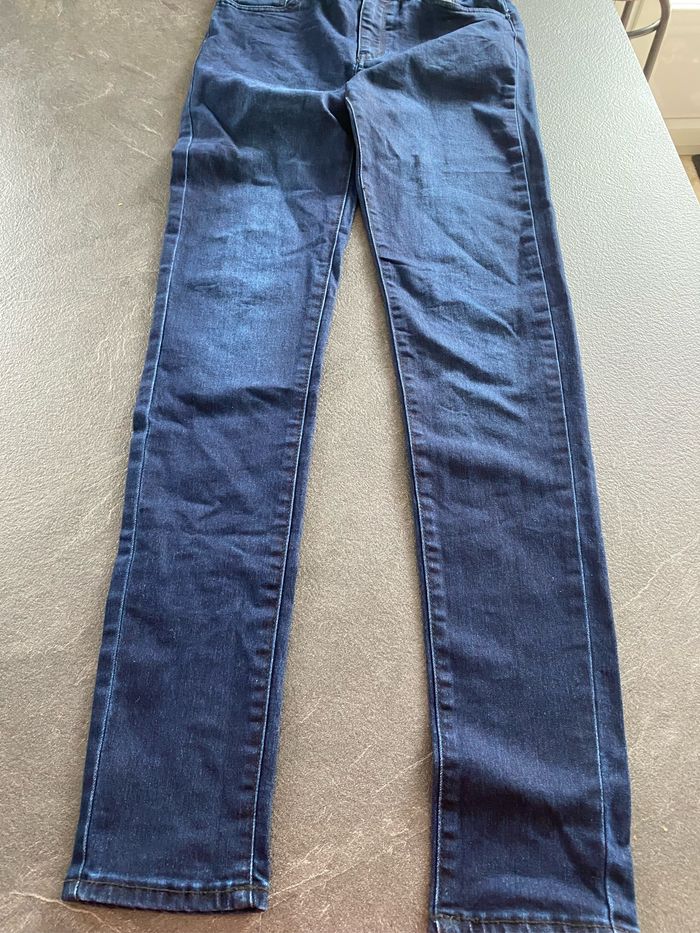 Jean levi’s 16 ans 720 super skinny