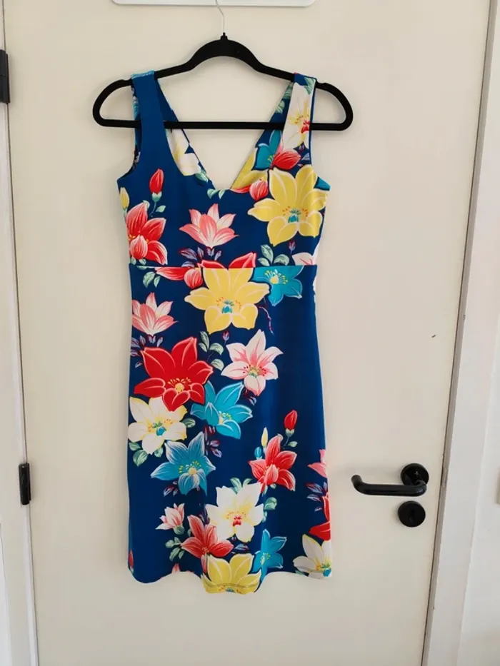 Superbe robe King Louie motifs fleurs colorées - photo numéro 8