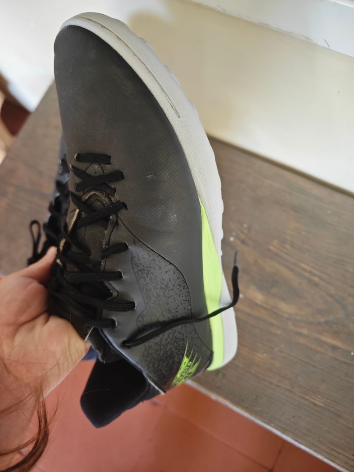 Chaussure de sport, foot en salle, bon état - photo numéro 9