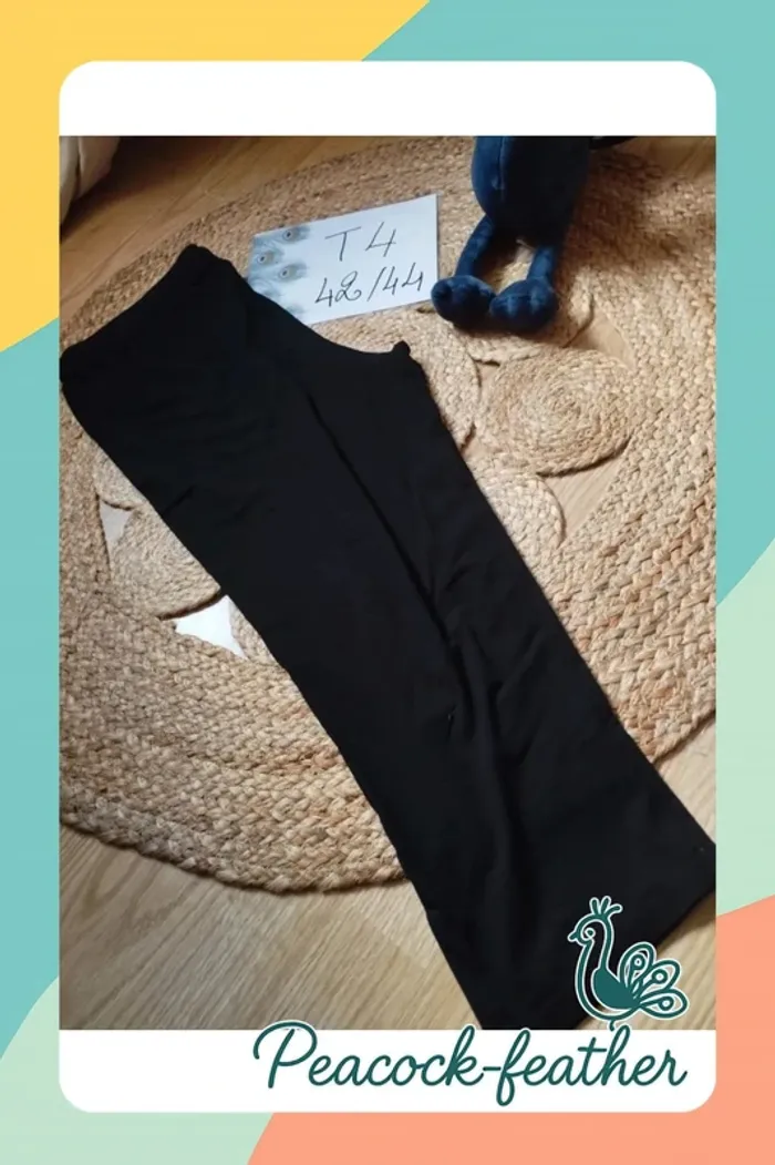 Legging noir 3/4 neuf T4 - photo numéro 2