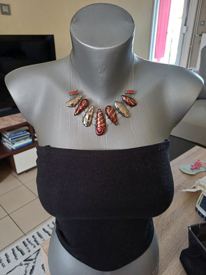 Magnifique collier rouge et argenté - photo numéro 2