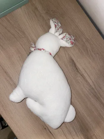 peluche décoration chambre lapin