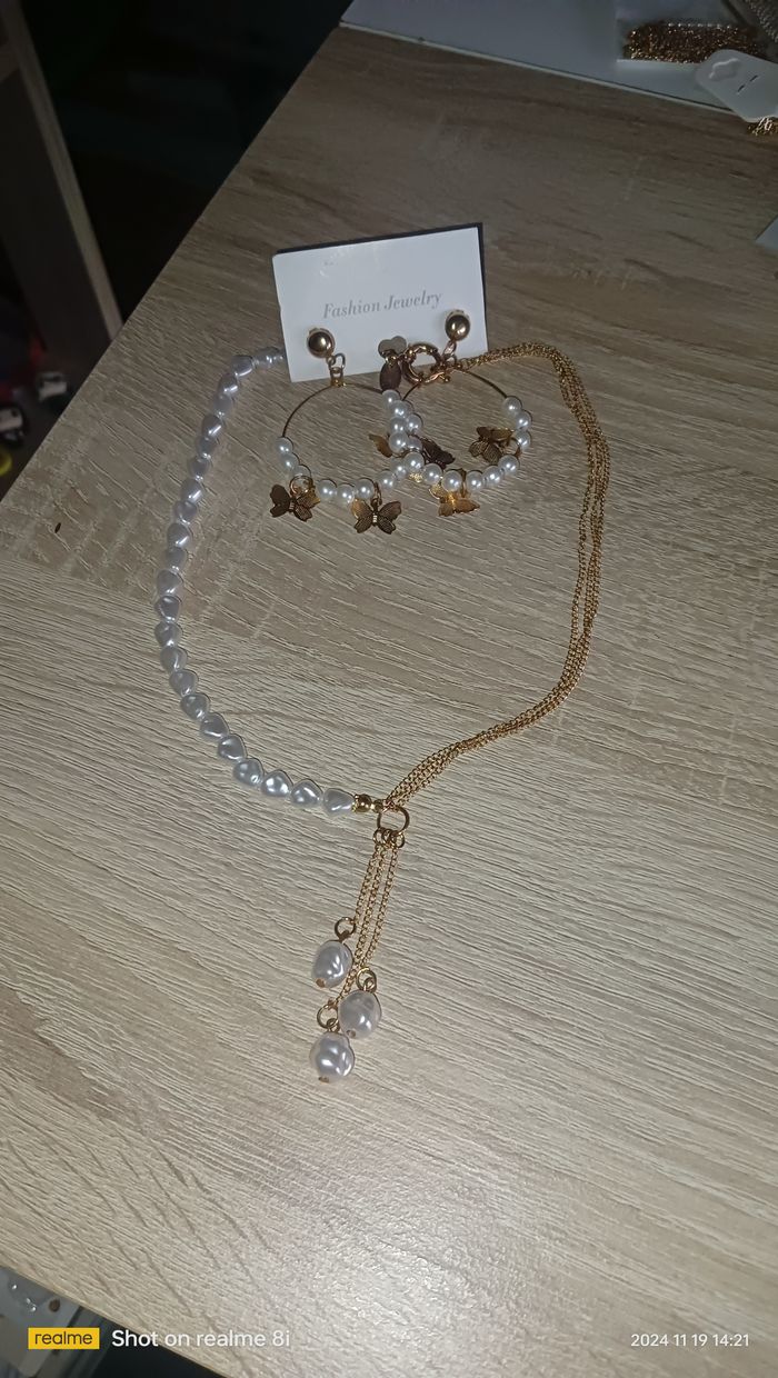 ensemble bijoux neuf