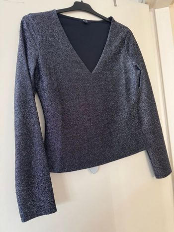 Haut à paillettes