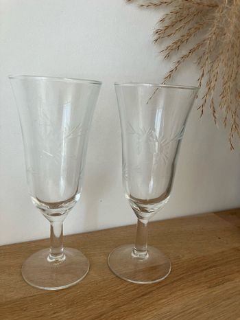 Lot de 2 petites flûtes à champagne -Motif floral