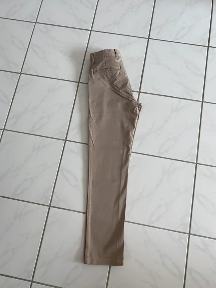 Chino Lacoste Slim Fit Taille 36 FR Comme Neuf - photo numéro 4