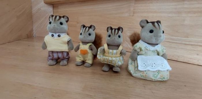 Famille écureuil sylvanian families