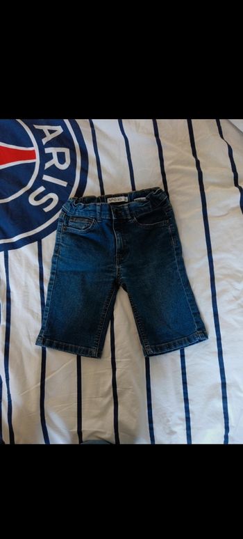 Bermuda jean, 8 ans