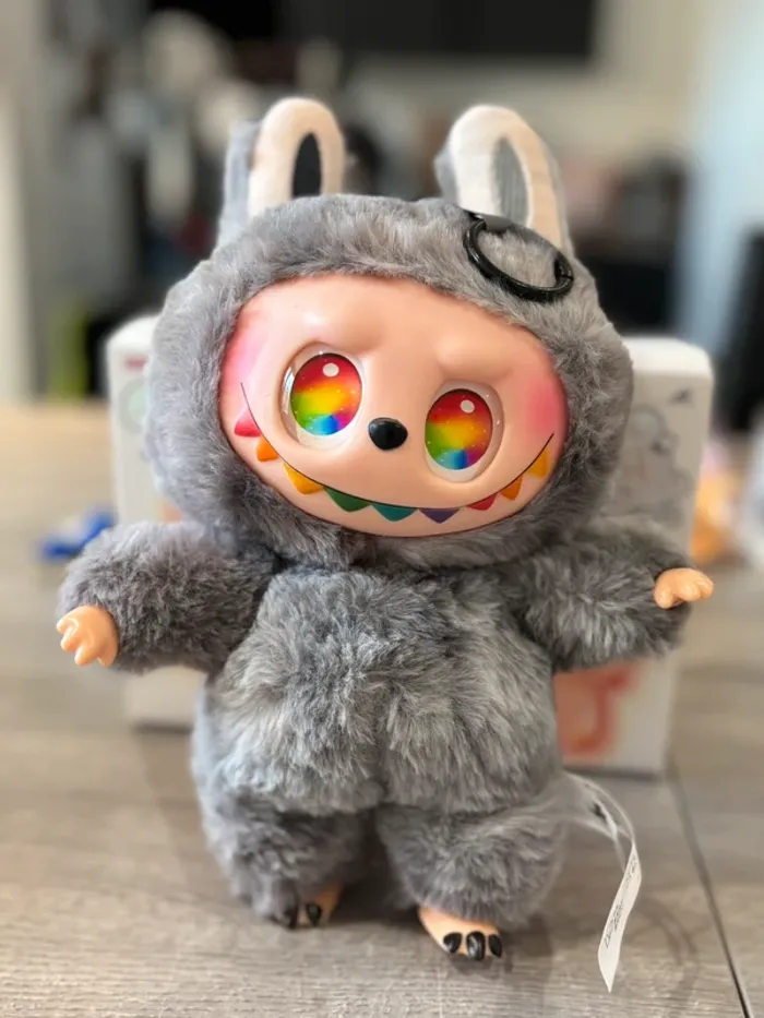 Labubu géant 23cm - photo numéro 5