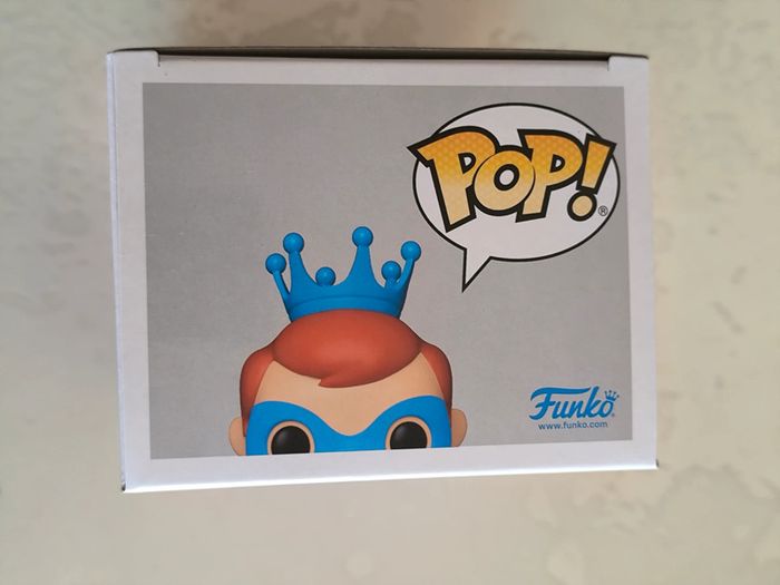 Funko Pop Freddy Funko SE – Fundays 2025 - photo numéro 7