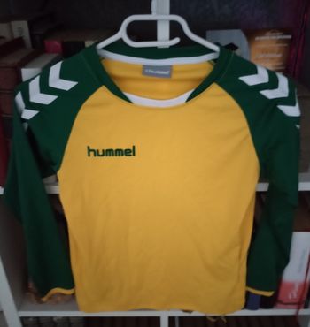 Haut manches longues "Hummel" 6/8 ans neuf