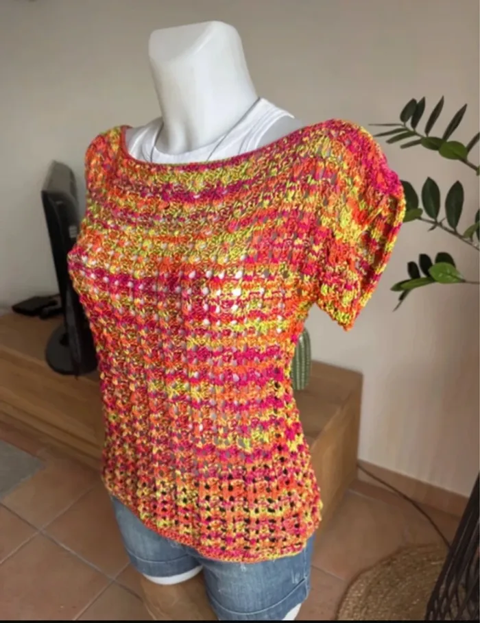 Pull crochet manches courtes - photo numéro 3